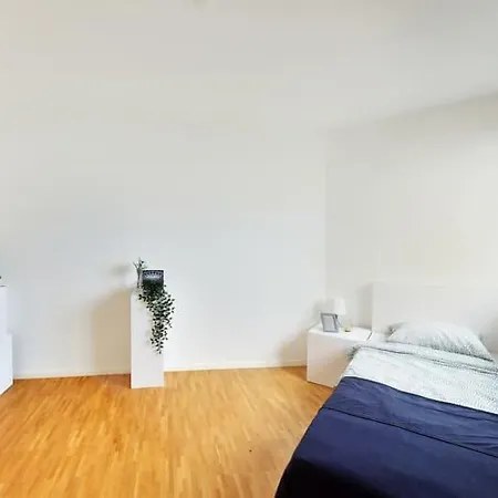 Apartment 2 Bedroom Entire Place In Switzerland